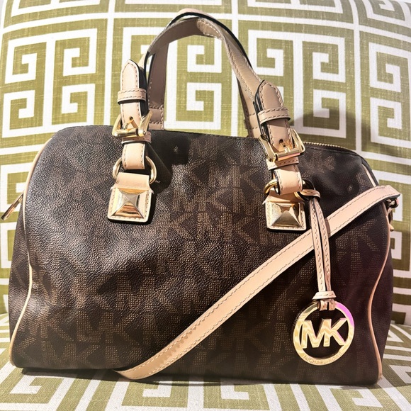 3 PC. MK Signature Coated Canvas Grayson Boston Crossbody, Wallet, & Dust Bag - Picture 7 of 15